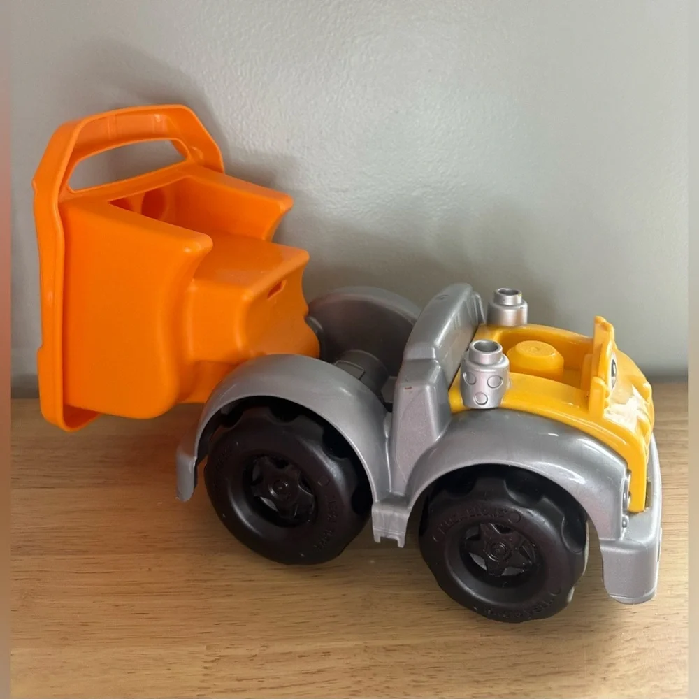 MEGA Bloks‎ First Builders Dump Truck Toy